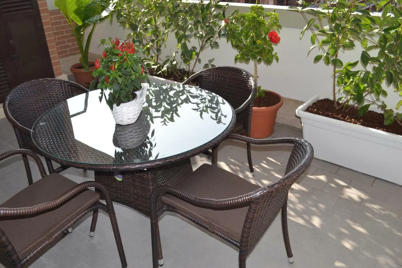 Airport & Fair Suite Apartments Fiumicino