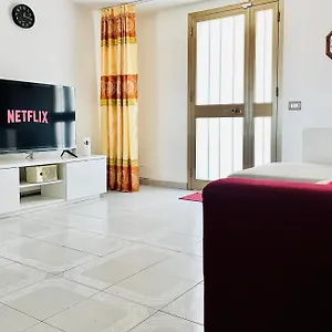  Appartamento Domus Aurea - Intero Ed Indipendente Con Giardino